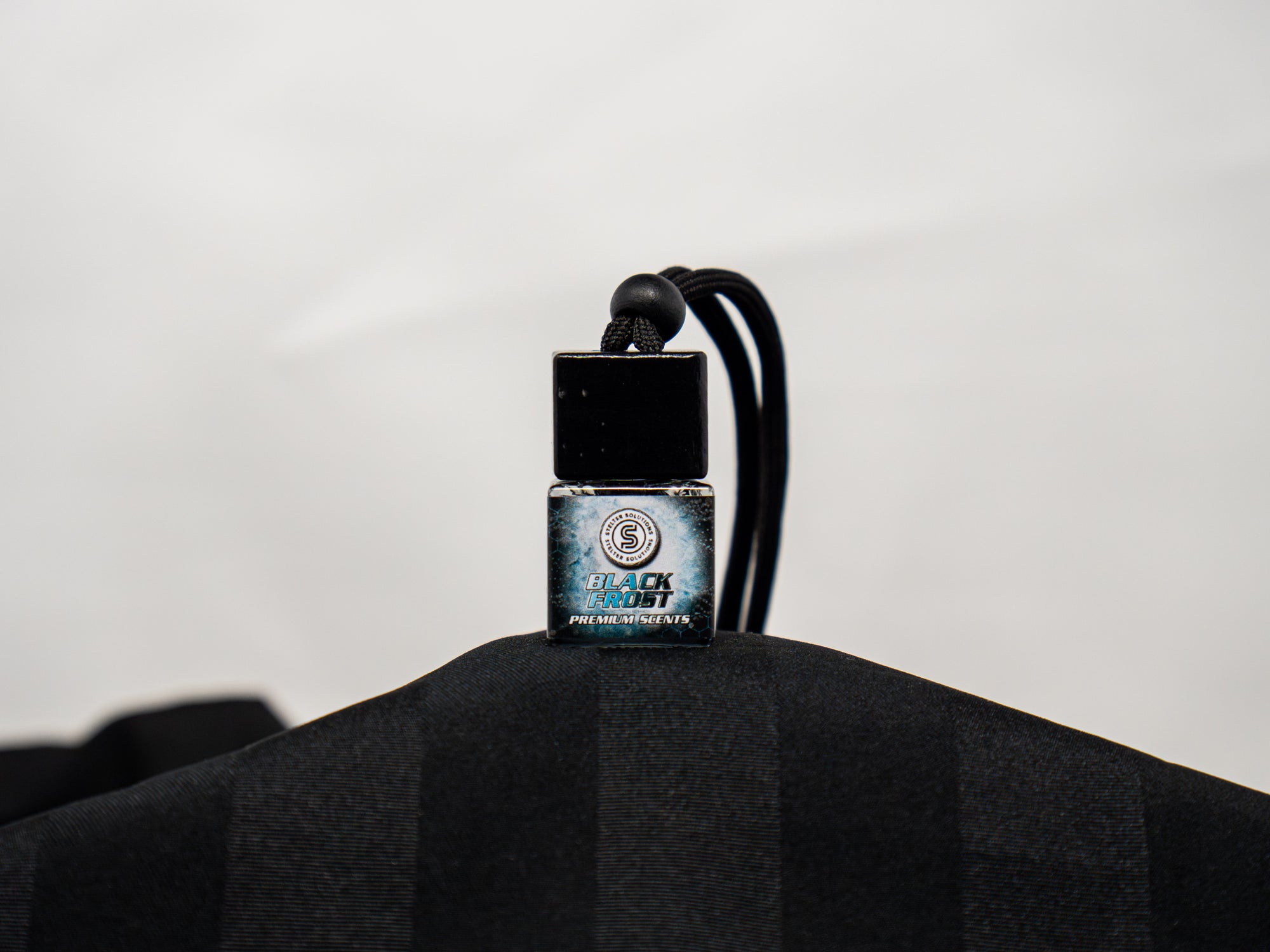 Black Frost – Stelter Scents – Premium Glass Air Fresheners for vehicles